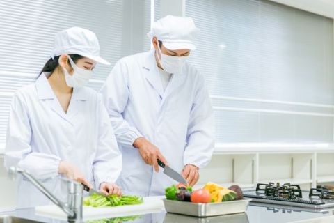 介護施設の調理師/正社員/月給25万円以上/約80食/群馬県安中市
